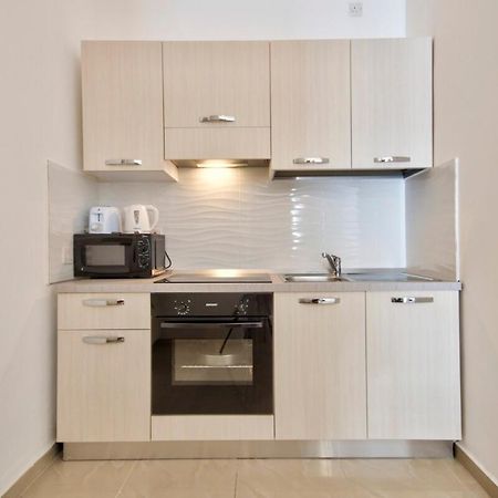 Urbanstays - Gzira 1 Bedroom Apartments By Shortletsmalta Esterno foto
